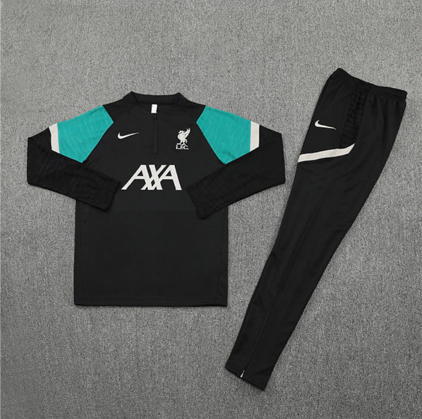 Liverpool 1/4 Zip Tracksuit - Black / Green