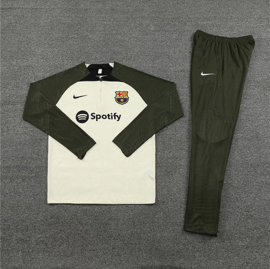 Barcelona 1/4 Zip Tracksuit - Camo / Beige